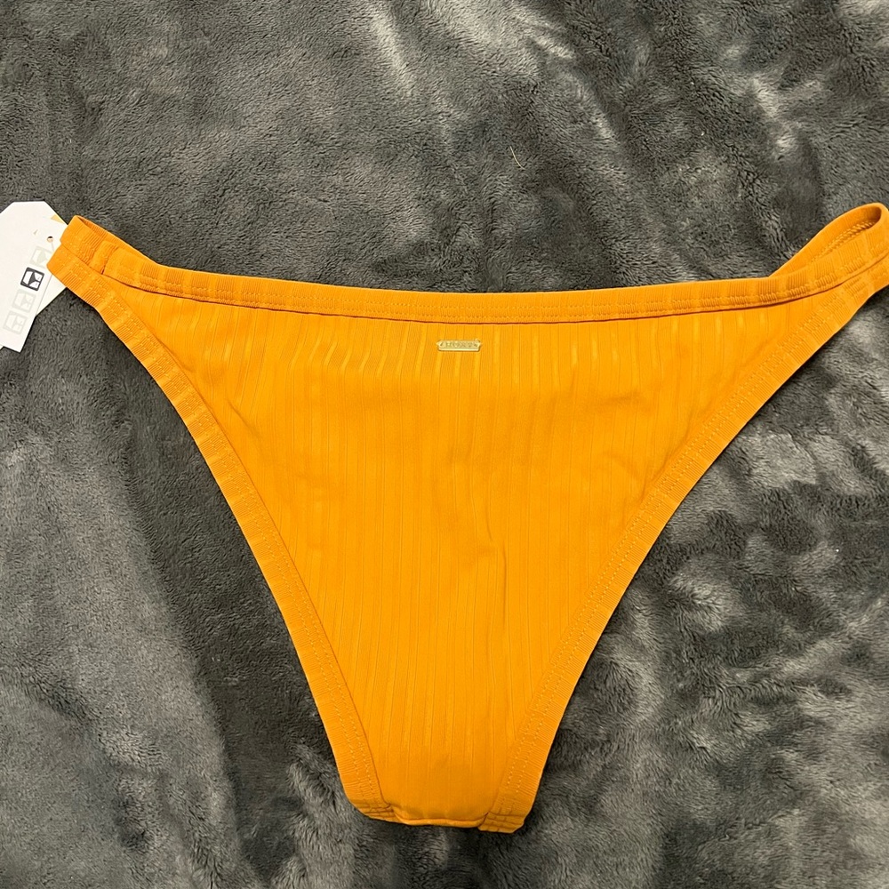 Roxy bikini bottom - Picture 3 of 4